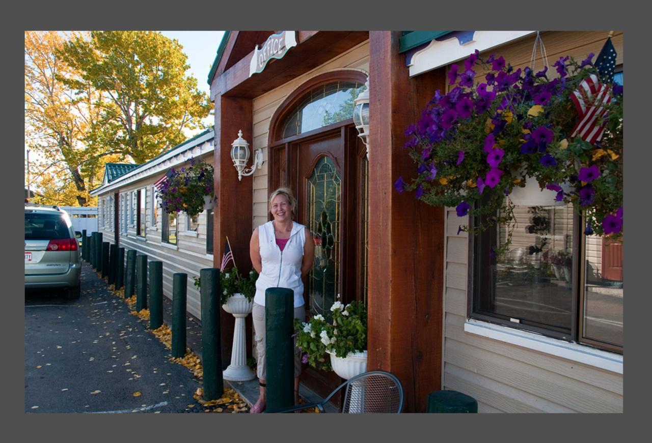 East Glacier Park Village Dancing Bears Inn المظهر الخارجي الصورة