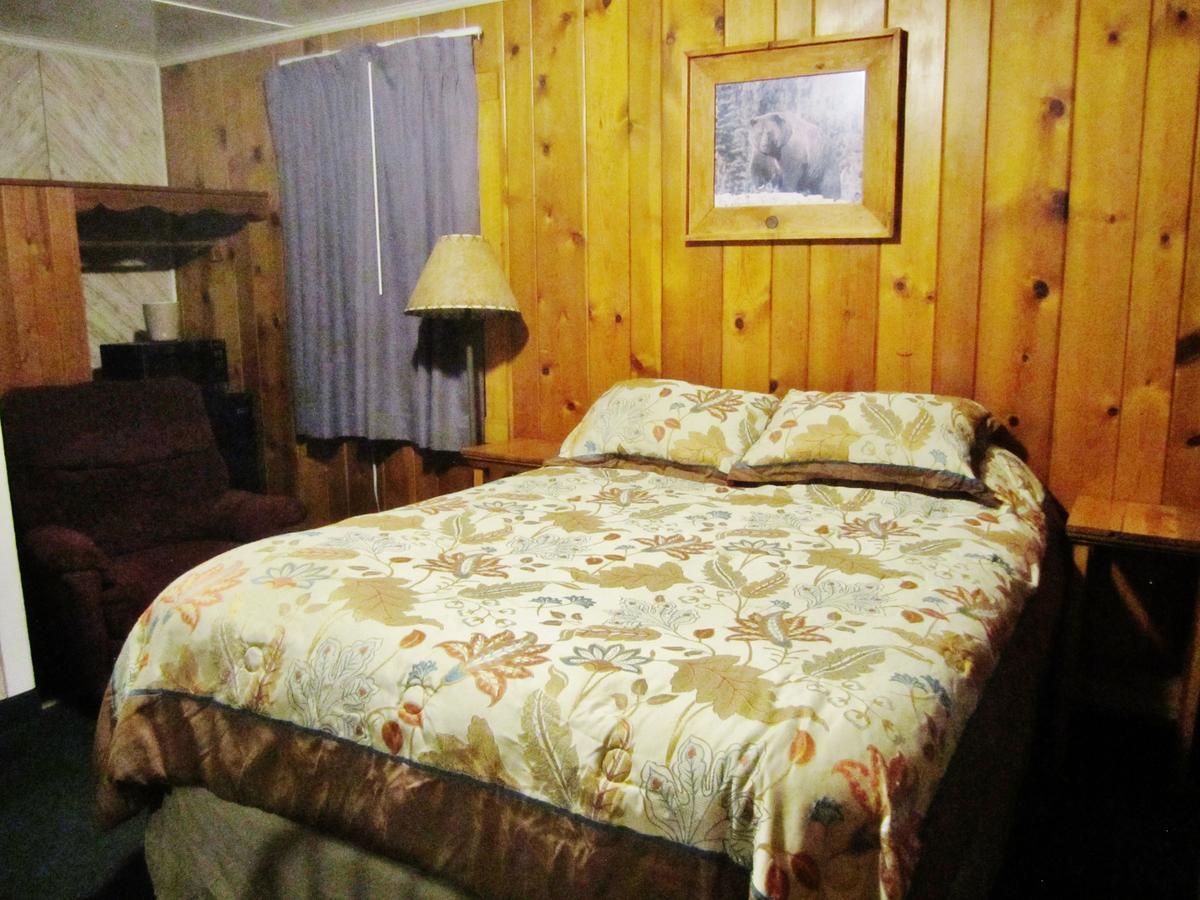 East Glacier Park Village Dancing Bears Inn المظهر الخارجي الصورة