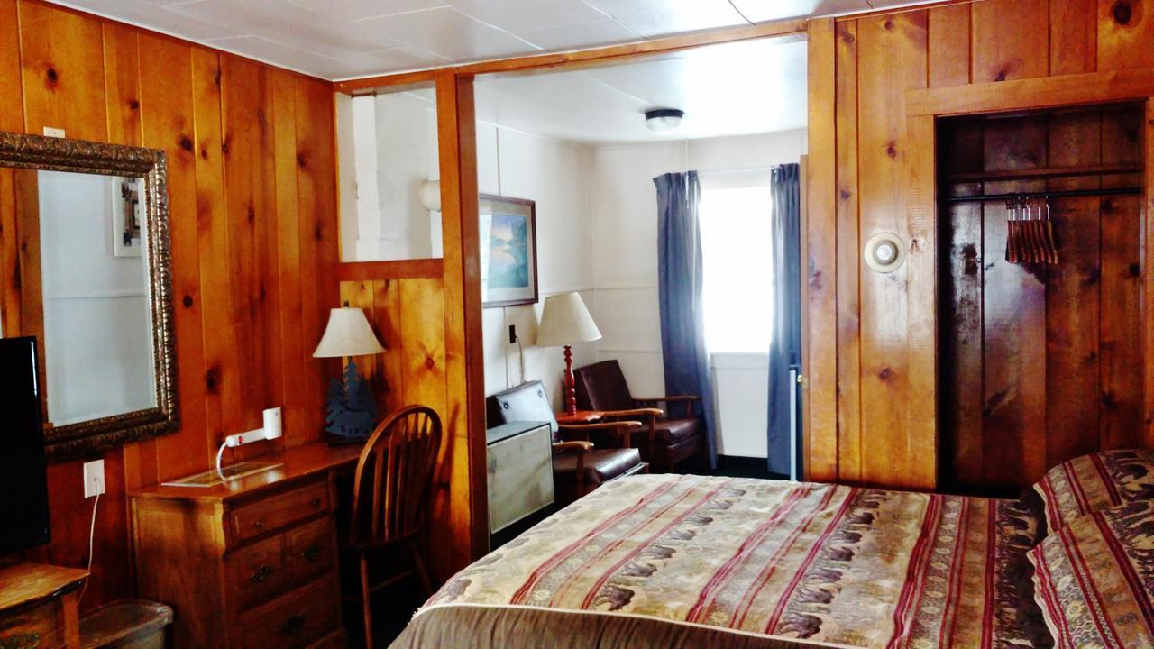East Glacier Park Village Dancing Bears Inn المظهر الخارجي الصورة