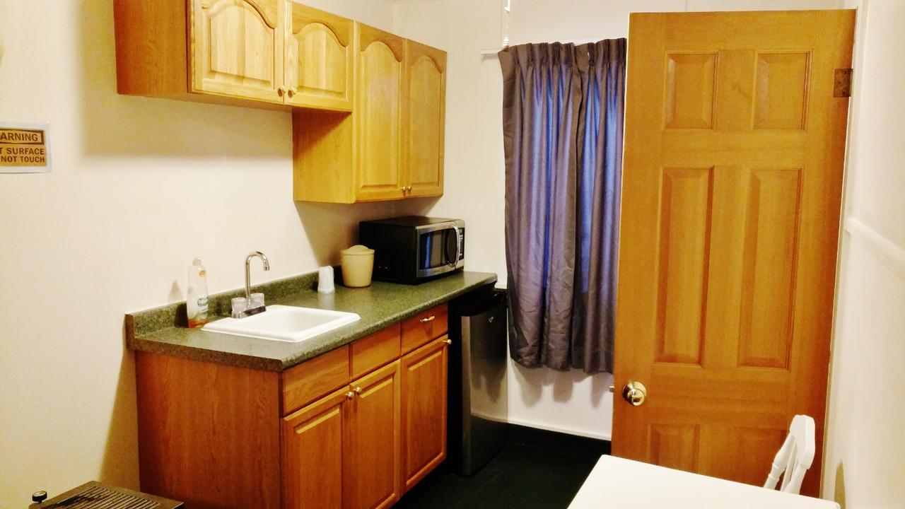 East Glacier Park Village Dancing Bears Inn المظهر الخارجي الصورة